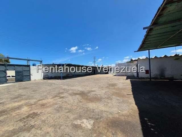 Comercial (Galpon - Deposito) en Venta en Nuevo Pueblo, Falcon - 10