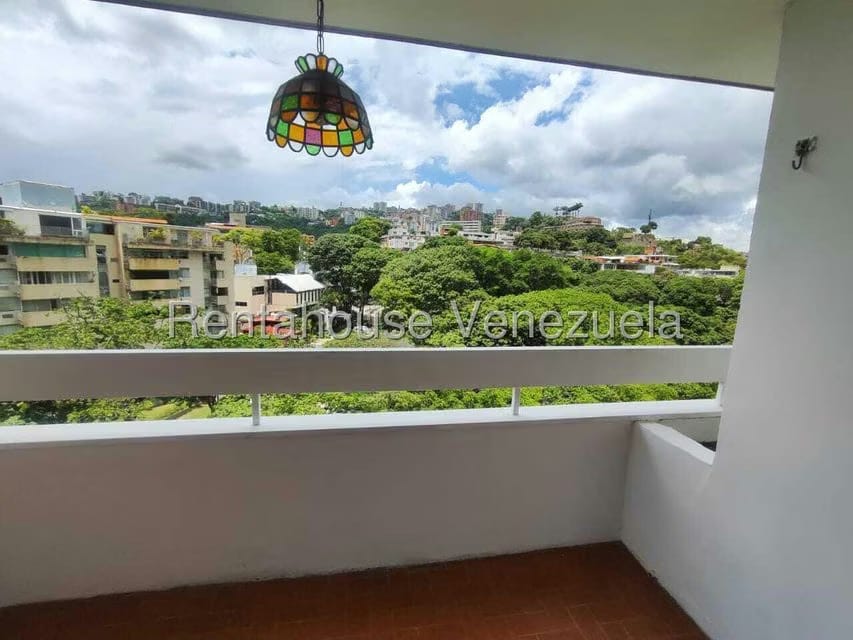 Apartamento (1 Nivel) en Alquiler en Colinas de Bello Monte, Distrito Metropolitano - 13