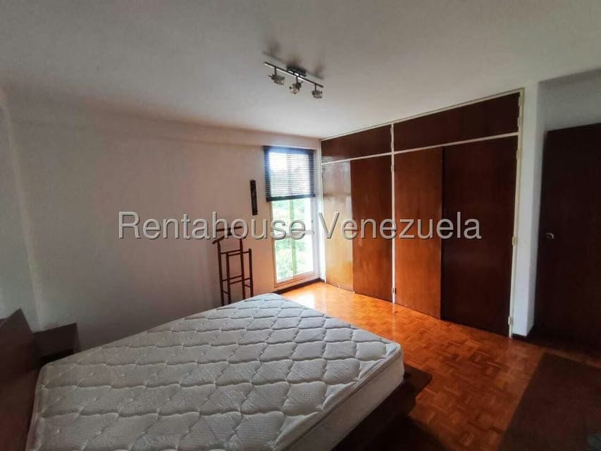Apartamento (1 Nivel) en Alquiler en Colinas de Bello Monte, Distrito Metropolitano - 34