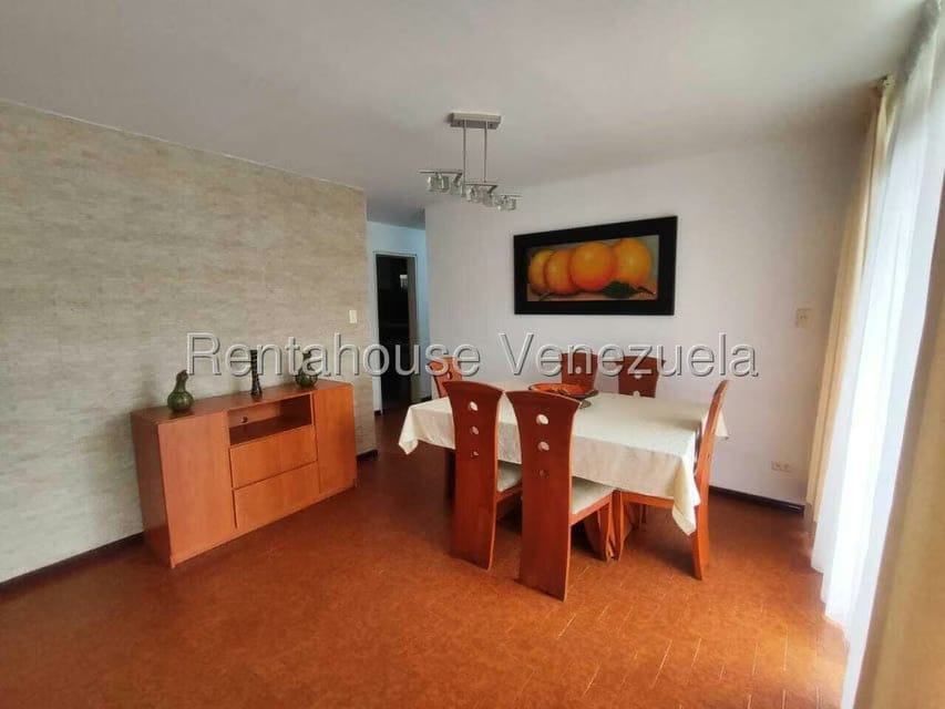 Apartamento (1 Nivel) en Alquiler en Colinas de Bello Monte, Distrito Metropolitano - 5