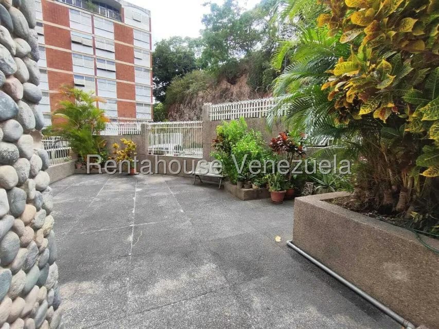 Apartamento (1 Nivel) en Alquiler en Colinas de Bello Monte, Distrito Metropolitano - 52