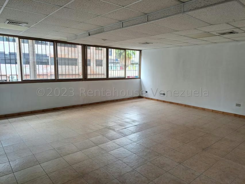 Comercial (Oficina) en Venta en Municipio Guaicaipuro, Miranda - 4