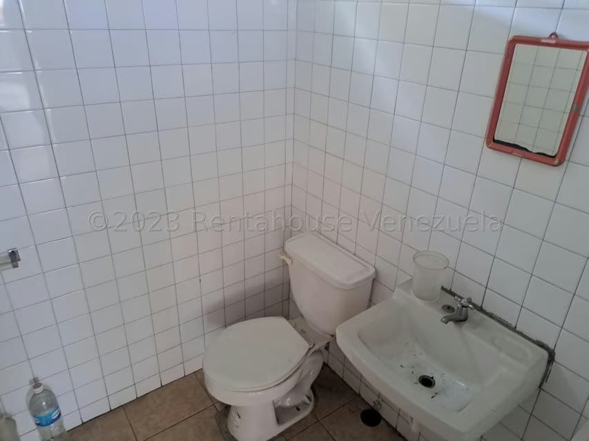 Comercial (Oficina) en Venta en Municipio Guaicaipuro, Miranda - 9