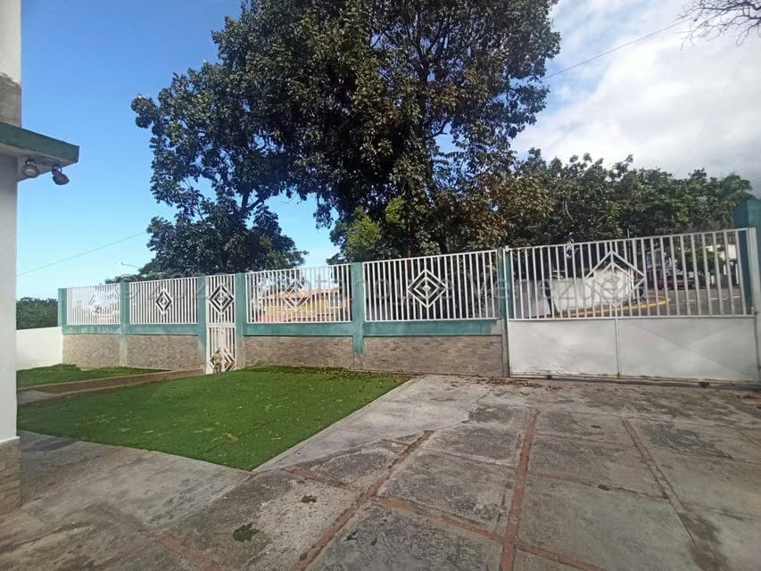 Casa (Multipes Niveles) en Venta en El Palmar del Este, Vargas - 3