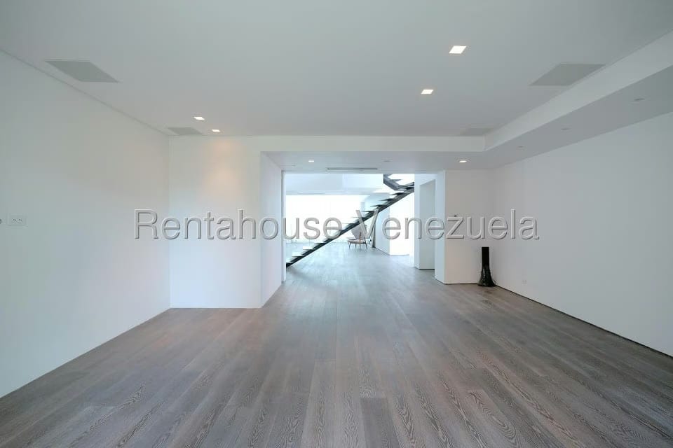 Apartamento (Duplex) en Venta en Campo Alegre, Distrito Metropolitano - 13