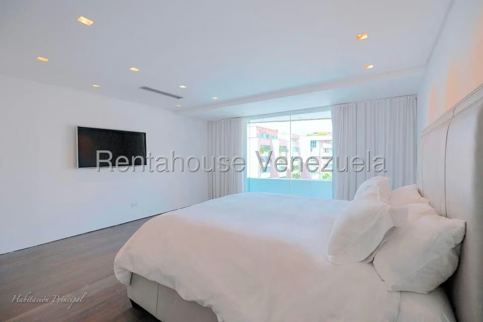 Apartamento (Duplex) en Venta en Campo Alegre, Distrito Metropolitano - 20