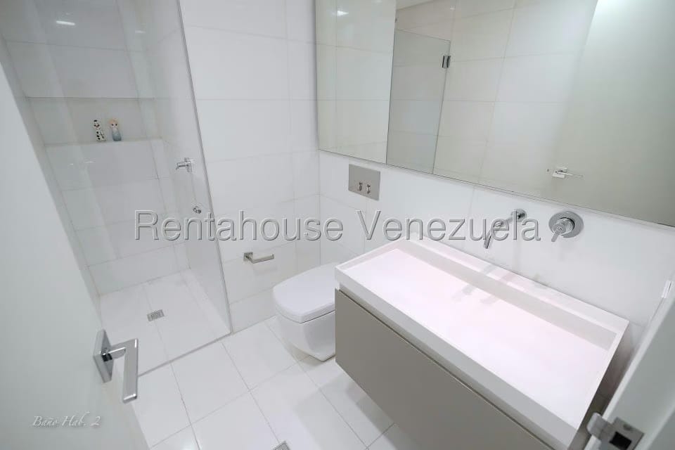 Apartamento (Duplex) en Venta en Campo Alegre, Distrito Metropolitano - 29