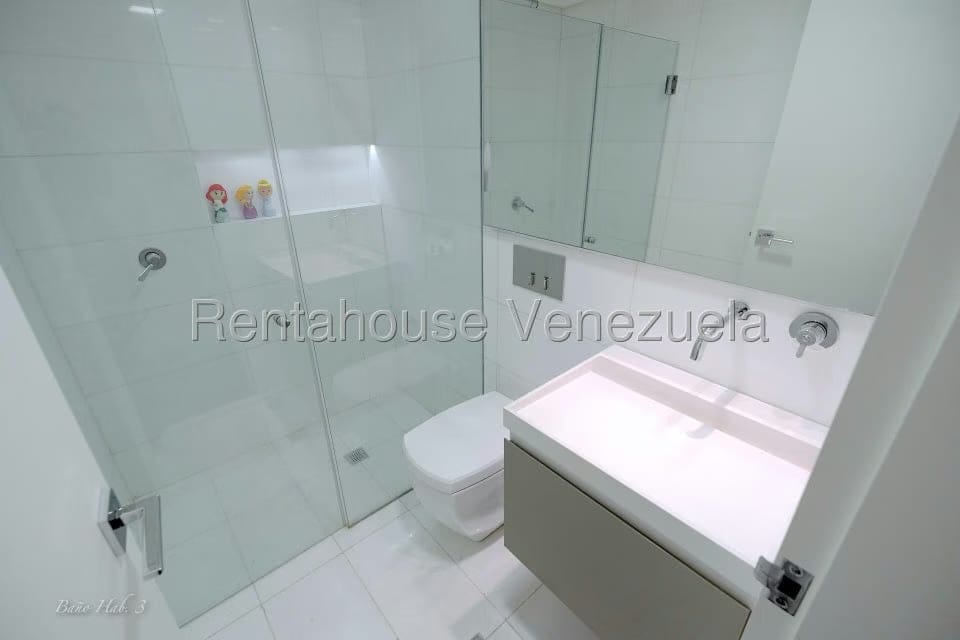 Apartamento (Duplex) en Venta en Campo Alegre, Distrito Metropolitano - 31