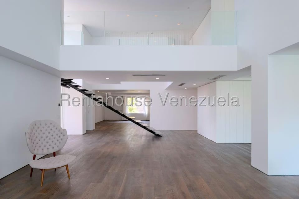 Apartamento (Duplex) en Venta en Campo Alegre, Distrito Metropolitano - 5