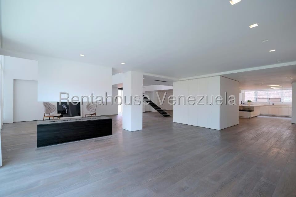 Apartamento (Duplex) en Venta en Campo Alegre, Distrito Metropolitano - 9