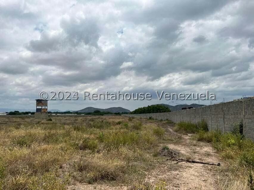 Terreno (Comercial) en Venta en Zona Oeste, Lara - 4