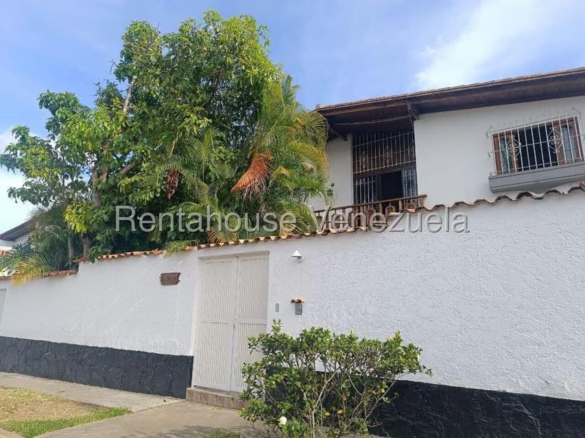 Casa (Duplex) en Venta en Macaracuay, Distrito Metropolitano