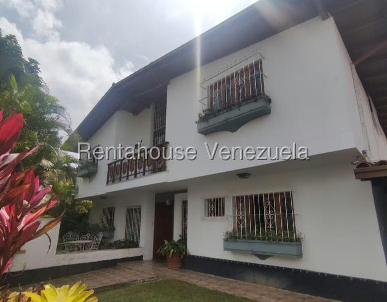 Casa (Duplex) en Venta en Macaracuay, Distrito Metropolitano - 3