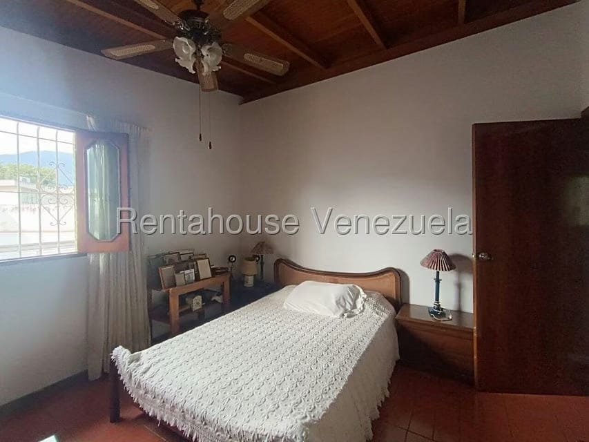 Casa (Duplex) en Venta en Macaracuay, Distrito Metropolitano - 23