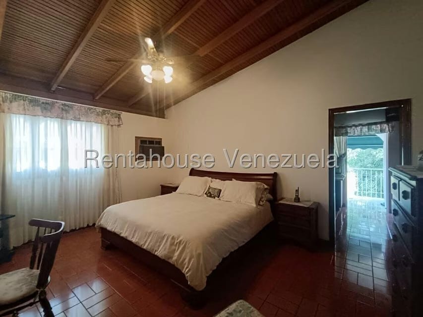 Casa (Duplex) en Venta en Macaracuay, Distrito Metropolitano - 24