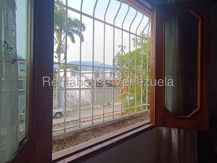 Casa (Duplex) en Venta en Macaracuay, Distrito Metropolitano - 28