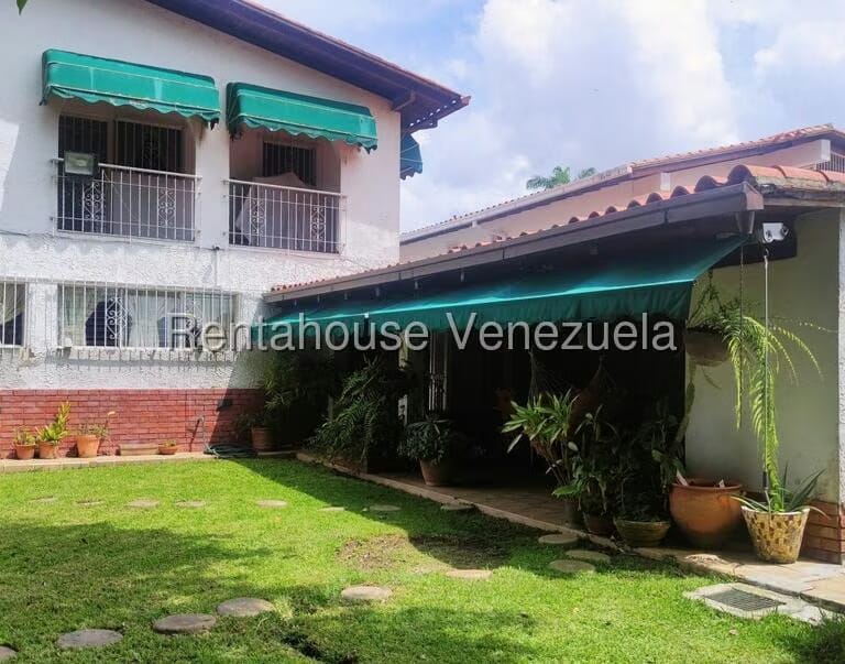 Casa (Duplex) en Venta en Macaracuay, Distrito Metropolitano - 32