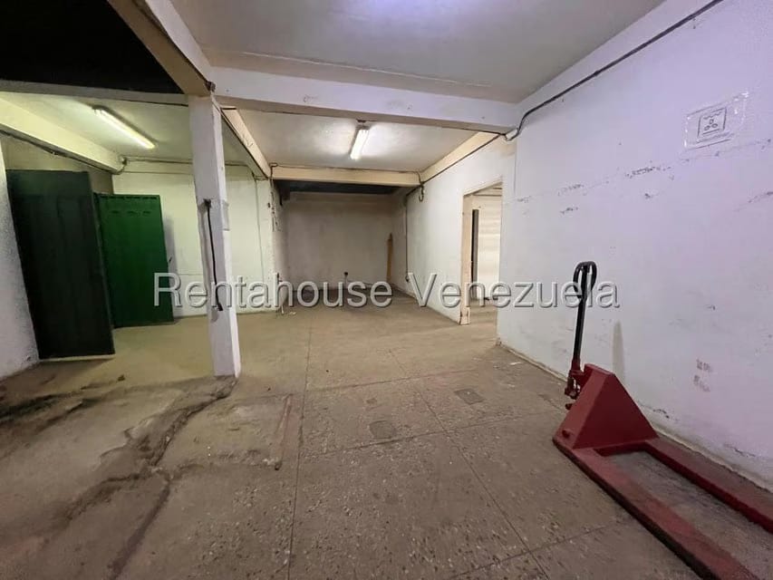 Comercial (Galpon - Deposito) en Venta en Zona Oeste, Lara - 20