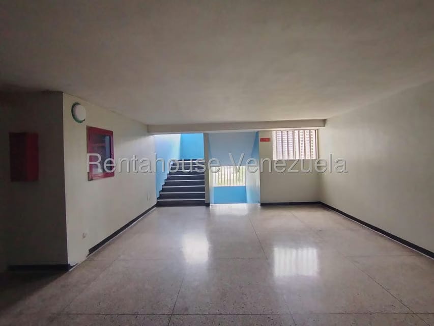 Apartamento (1 Nivel) en Alquiler en Parroquia Juan de Villegas, Lara - 11