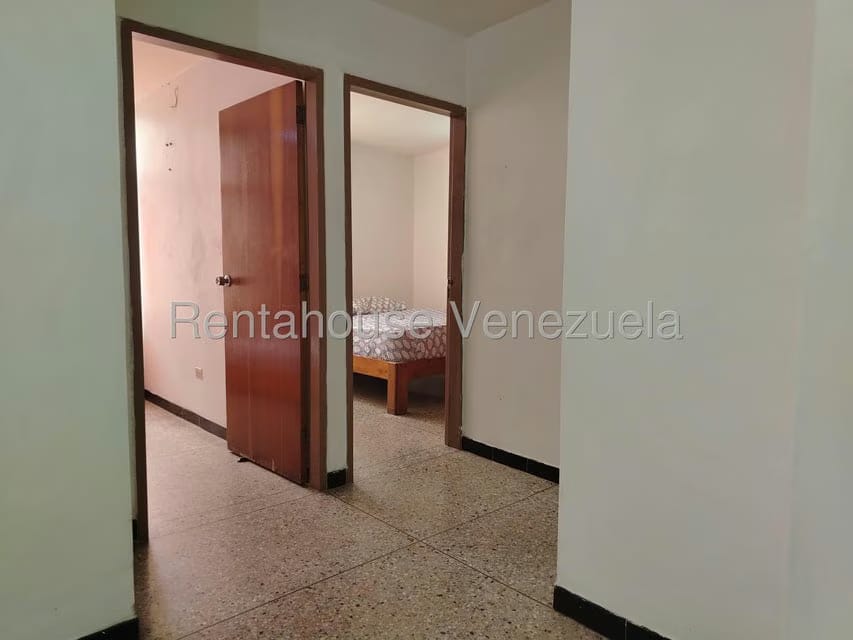 Apartamento (1 Nivel) en Alquiler en Parroquia Juan de Villegas, Lara - 18