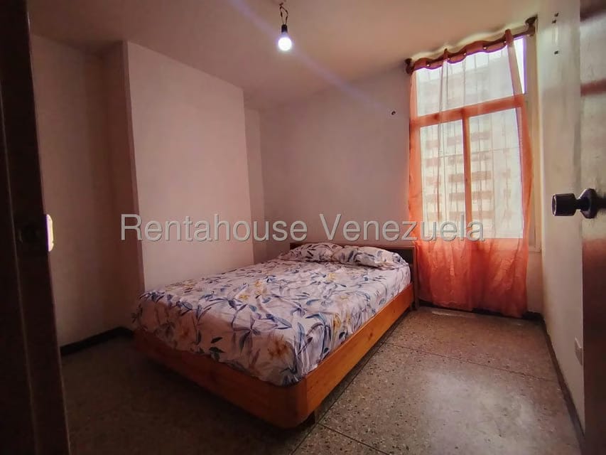 Apartamento (1 Nivel) en Alquiler en Parroquia Juan de Villegas, Lara - 25
