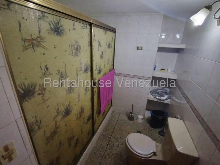 Apartamento (1 Nivel) en Alquiler en Parroquia Juan de Villegas, Lara - 29