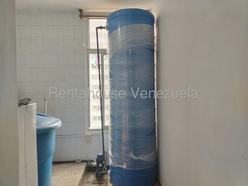 Apartamento (1 Nivel) en Alquiler en Parroquia Juan de Villegas, Lara - 34