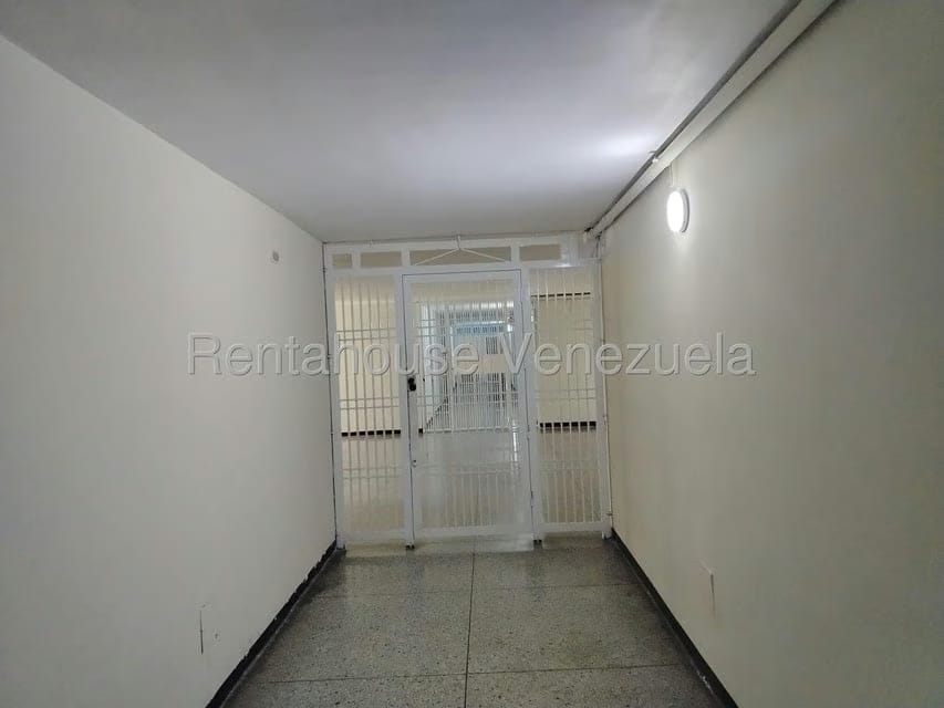 Apartamento (1 Nivel) en Alquiler en Parroquia Juan de Villegas, Lara - 7