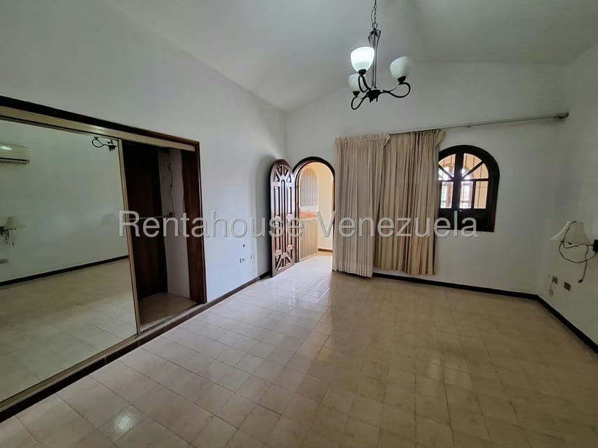 Casa (Duplex) en Venta en Prebo II, Carabobo - 23