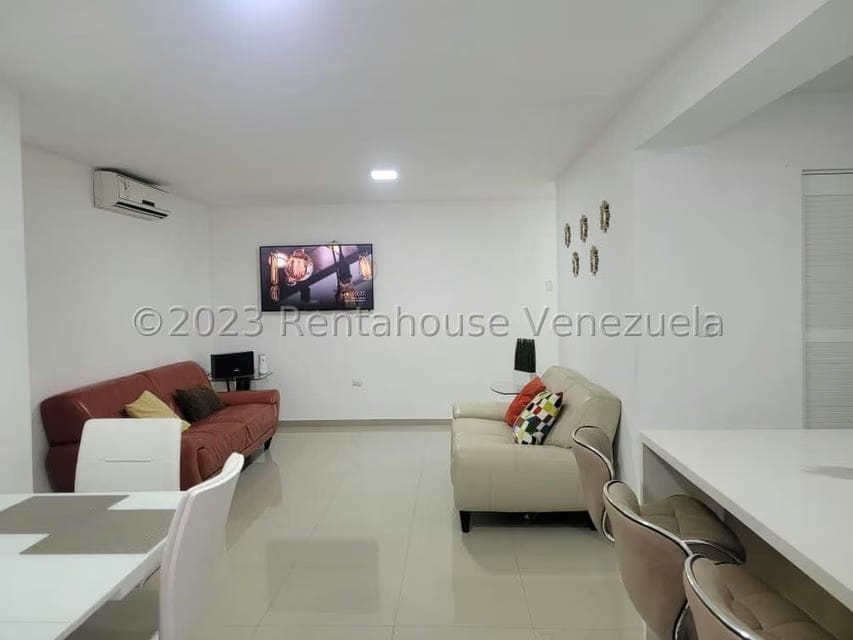 Apartamento (1 Nivel) en Venta en Frutas Condominio, Miranda - 2