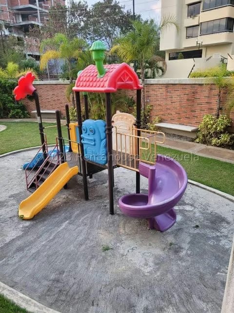 Apartamento (1 Nivel) en Venta en Frutas Condominio, Miranda - 29