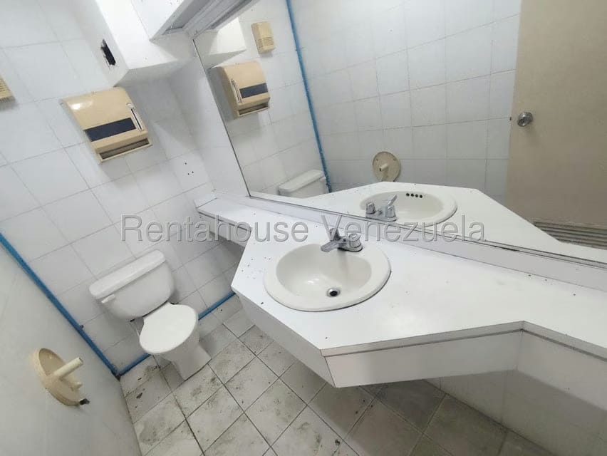 Comercial (Local Comercial) en Venta en Dr Portillo, Zulia - 31
