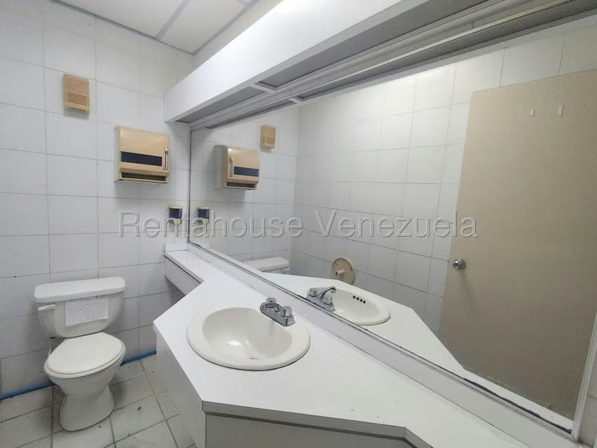Comercial (Local Comercial) en Venta en Dr Portillo, Zulia - 34