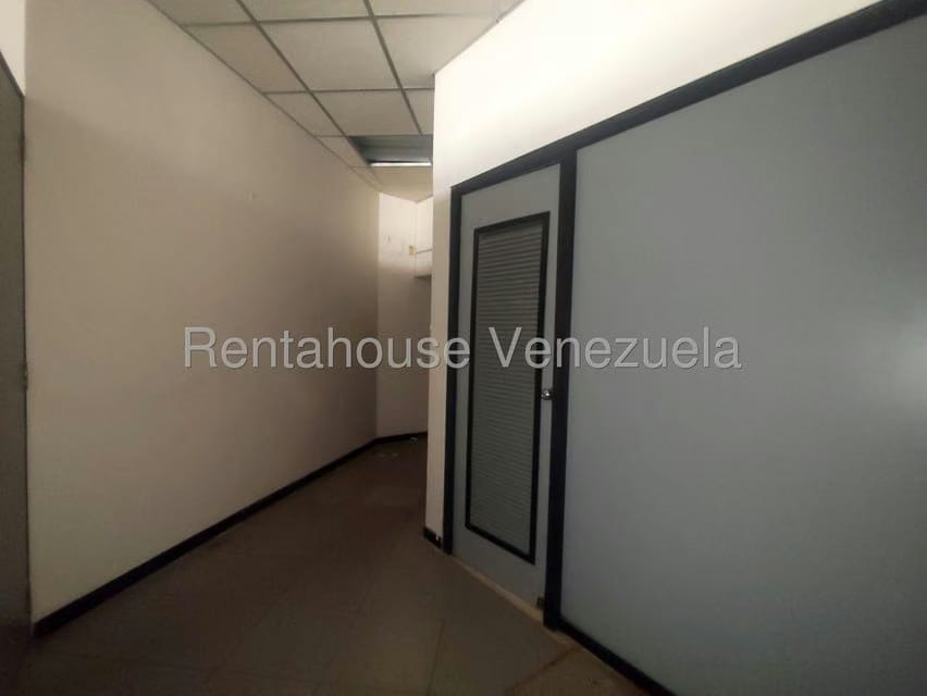 Comercial (Local Comercial) en Venta en Dr Portillo, Zulia - 9