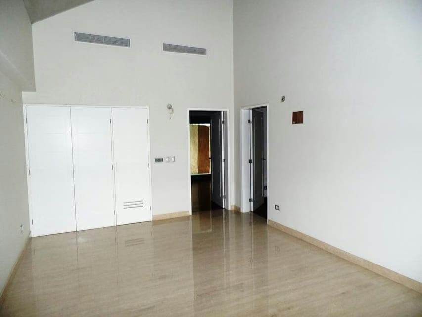 Casa (1 Nivel) en Venta en La Lagunita Country Club, Distrito Metropolitano - 30