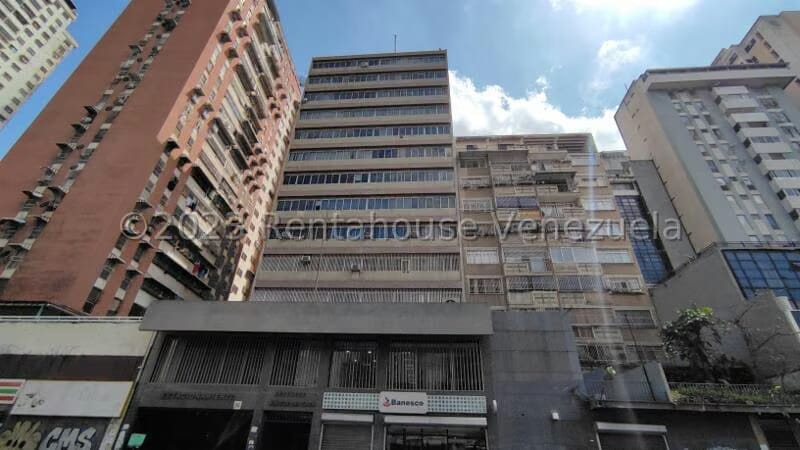 Comercial (Oficina) en Alquiler en Parroquia La Candelaria, Distrito Metropolitano