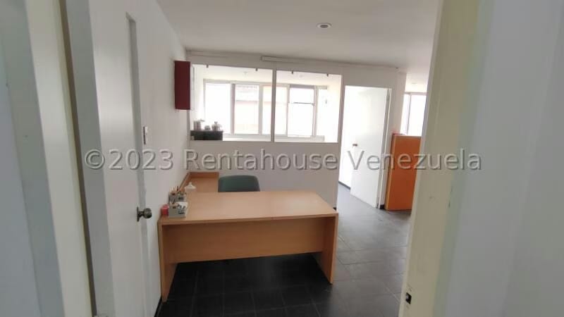Comercial (Oficina) en Alquiler en Parroquia La Candelaria, Distrito Metropolitano - 11