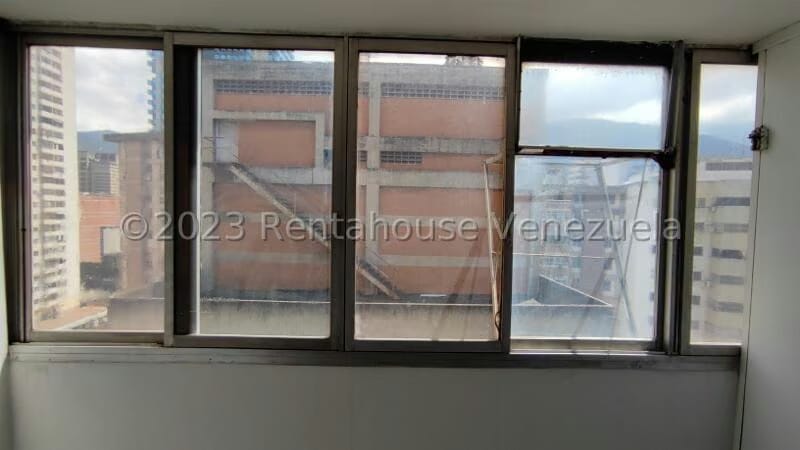 Comercial (Oficina) en Alquiler en Parroquia La Candelaria, Distrito Metropolitano - 14