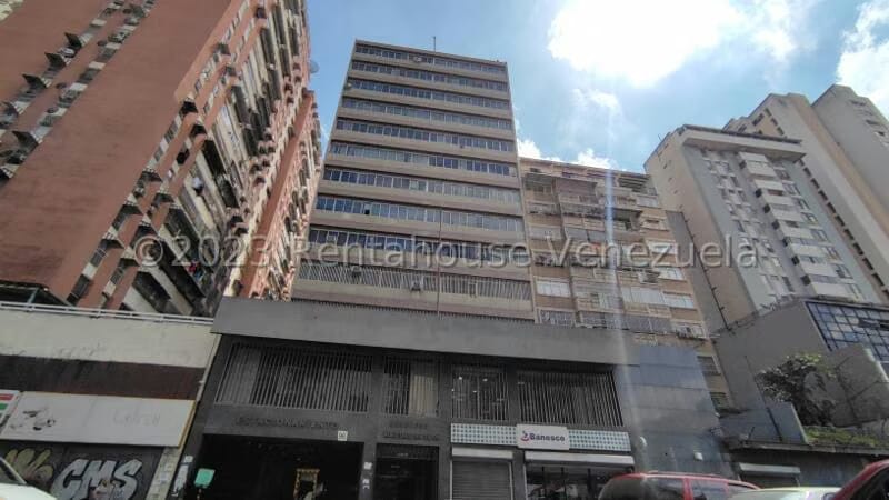 Comercial (Oficina) en Alquiler en Parroquia La Candelaria, Distrito Metropolitano - 3