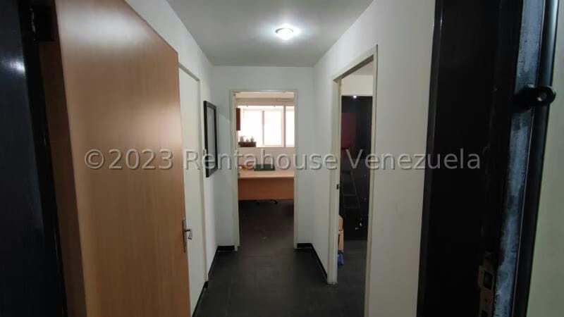 Comercial (Oficina) en Alquiler en Parroquia La Candelaria, Distrito Metropolitano - 6