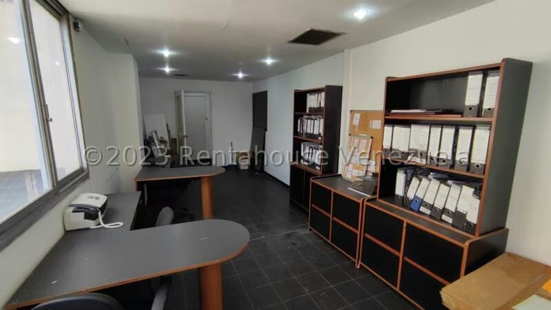 Comercial (Oficina) en Alquiler en Parroquia La Candelaria, Distrito Metropolitano - 10