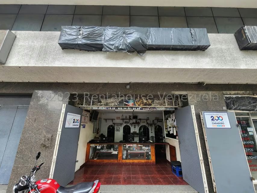 Comercial (Local Comercial) en Venta en Bello Monte, Distrito Metropolitano - 2