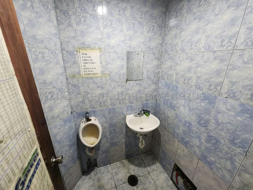 Comercial (Local Comercial) en Venta en Bello Monte, Distrito Metropolitano - 16