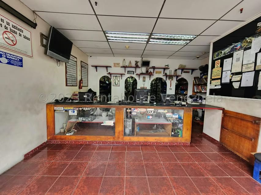 Comercial (Local Comercial) en Venta en Bello Monte, Distrito Metropolitano - 3