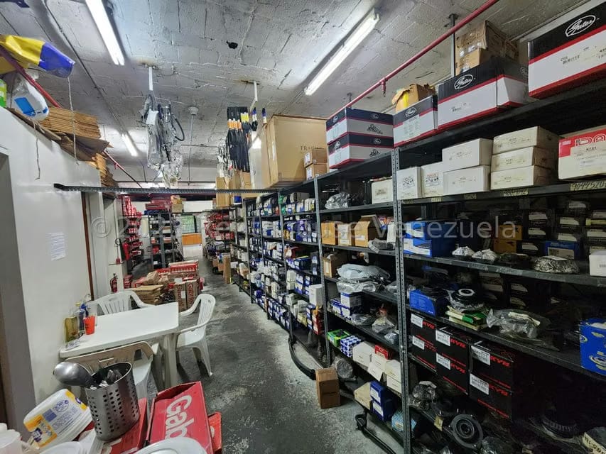 Comercial (Local Comercial) en Venta en Bello Monte, Distrito Metropolitano - 6