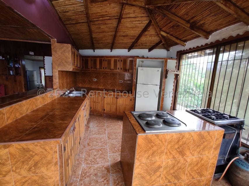 Casa (Multipes Niveles) en Venta en Sector Potrero Perdido, Aragua - 12