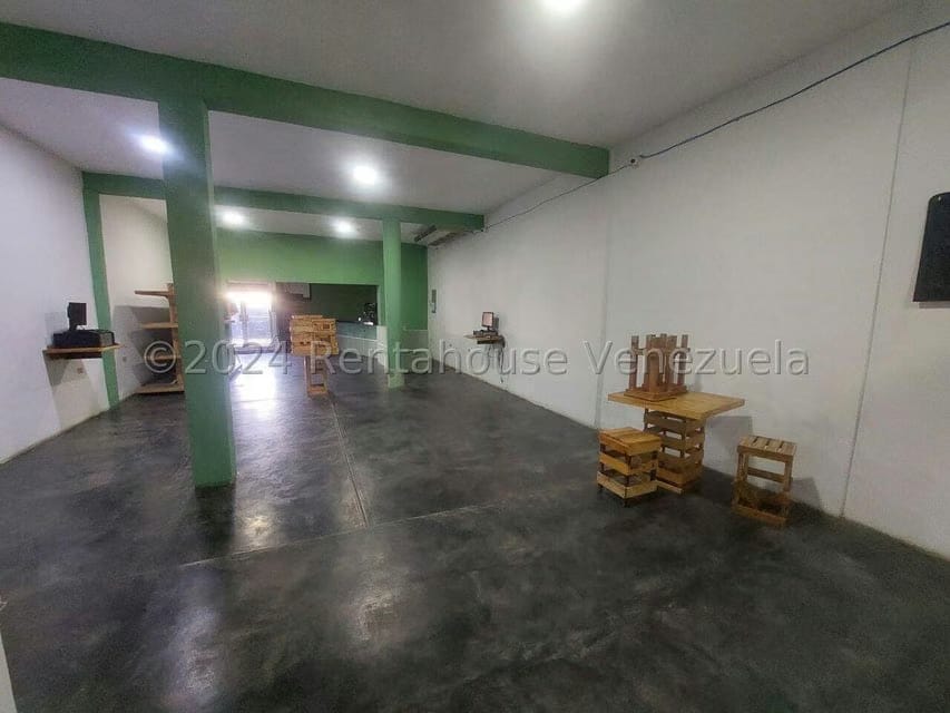 Comercial (Local Comercial) en Alquiler en Casco Central, Zulia - 2