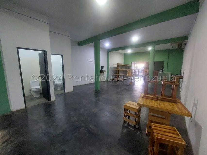 Comercial (Local Comercial) en Alquiler en Casco Central, Zulia - 11