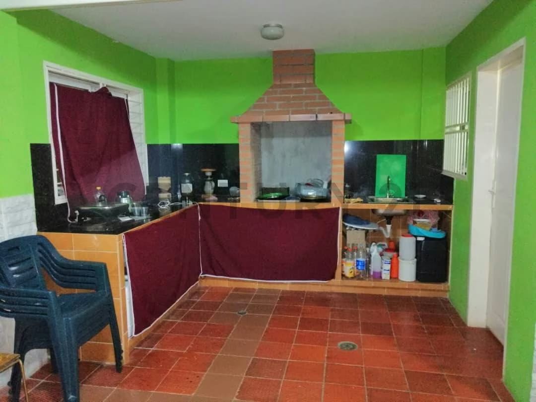 Espacioso Townhouse de 5 Habitaciones en Guayana Country Club - 6