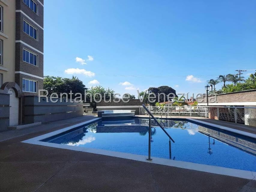 Apartamento (1 Nivel) en Venta en Trigal Norte, Carabobo - 23